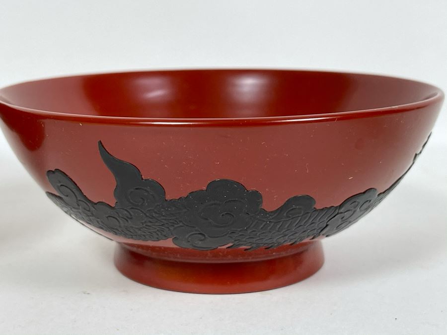 Pair Of Japanese Shikki Lacquer-Ware Bowls From Okinawa Japan Smaller Bowl Features Dragon 5R [Photo 5]