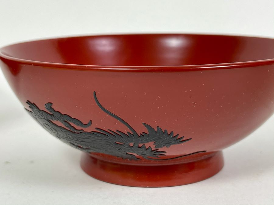 Pair Of Japanese Shikki Lacquer-Ware Bowls From Okinawa Japan Smaller Bowl Features Dragon 5R [Photo 6]