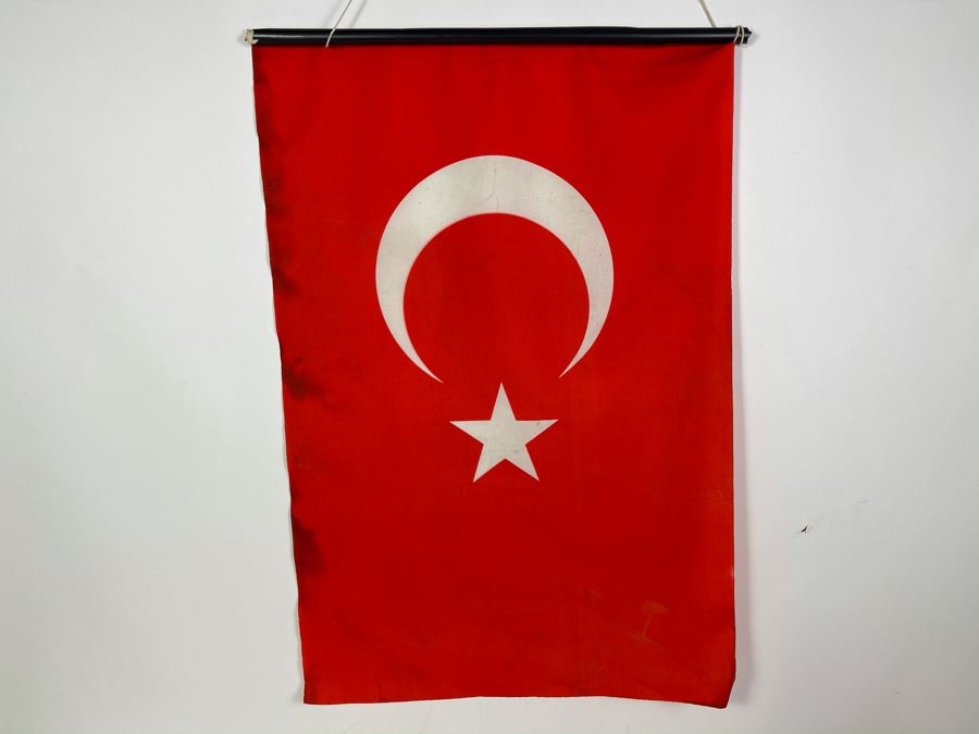 Vintage Flag Of Turkey 18.5 X 29 [Photo 1]