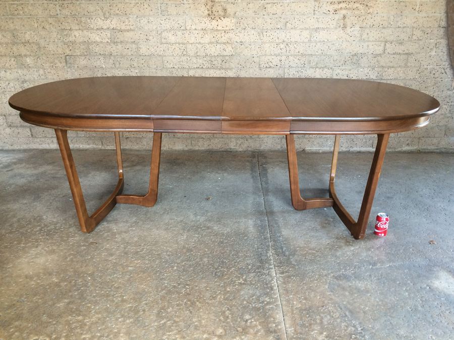 Stanley Mid-Century Dining Table with 6 Cane Back Chairs and 2 Leaves [Photo 4]