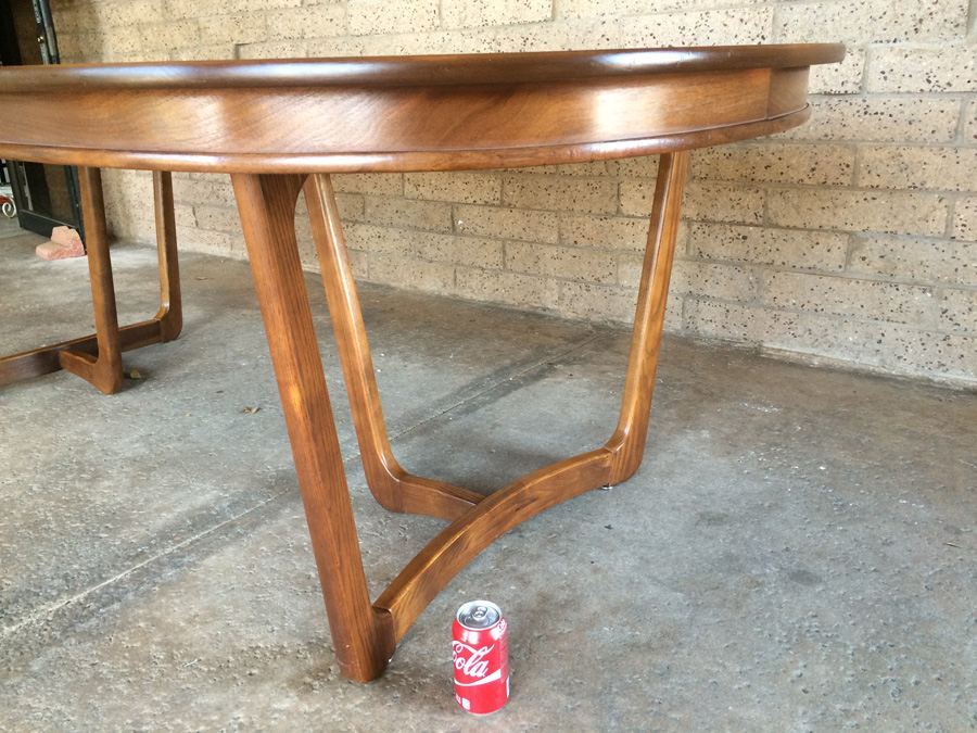 Stanley Mid-Century Dining Table with 6 Cane Back Chairs and 2 Leaves [Photo 5]