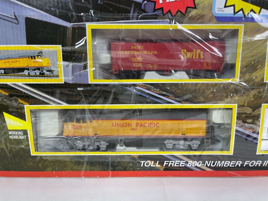 Sold at Auction: Life Like HO scale trains in boxes
