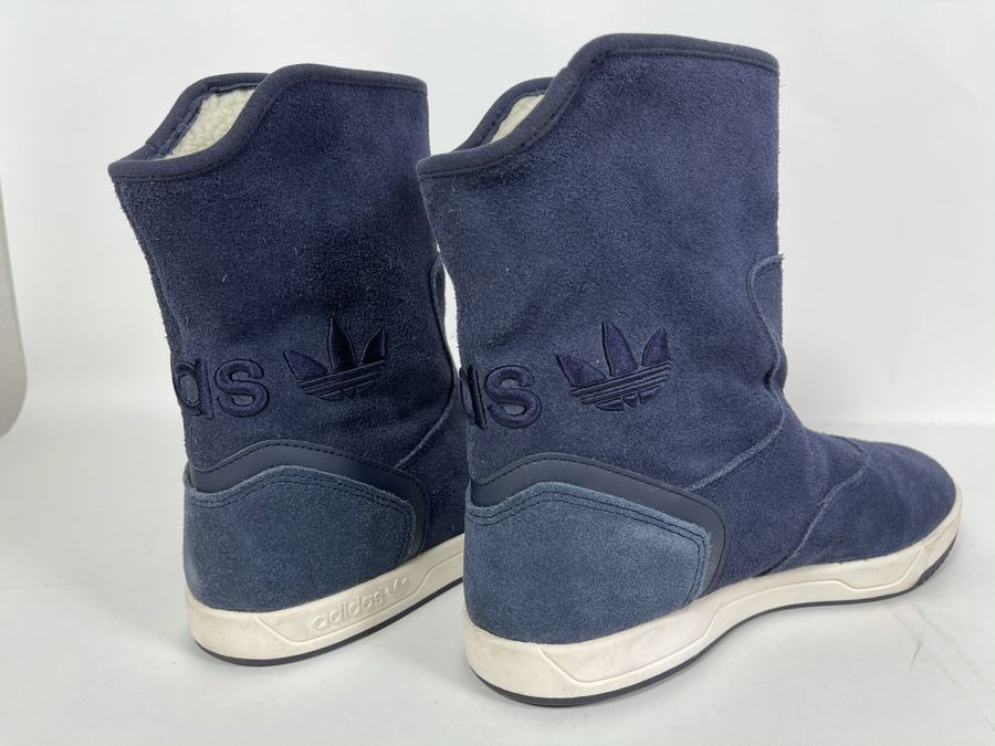 New Ladies Adidas Ugg Style Boots Size 6.5 [Photo 4]