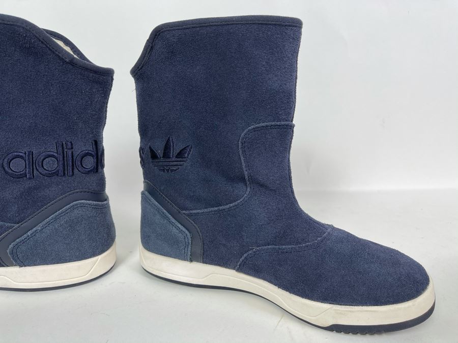 New Ladies Adidas Ugg Style Boots Size 6.5 [Photo 3]