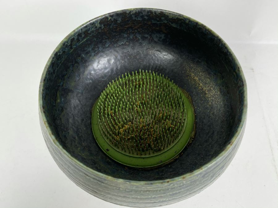 Signed Japanese Footed Floral Ceramic Vase With Frog 7W X 6H [Photo 5]