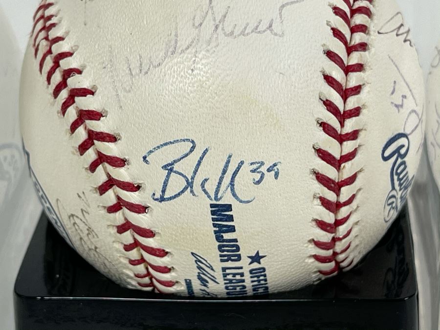 Signed San Diego Padres Baseball: Autographs Of Trevor Hoffman, Jake Peavy, Ryan Klesko, Mark Loretta, Jerry Coleman, Khalil Greene, Bruch Bochy And More - See Details [Photo 13]