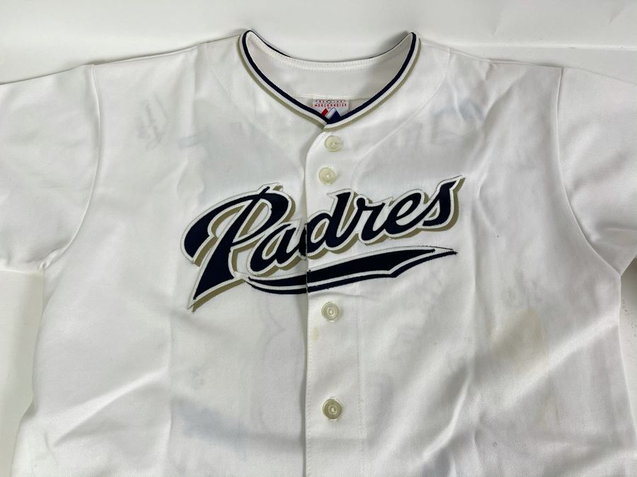 Khalil Greene San Diego Padres Baseball Jersey: Signed Autographs From Jake Peavy, Ryan Klesko, Dave Roberts, Chris Young, Brian Sweeney, Adrian Gonzales, Bud Black And More - See Details [Photo 18]