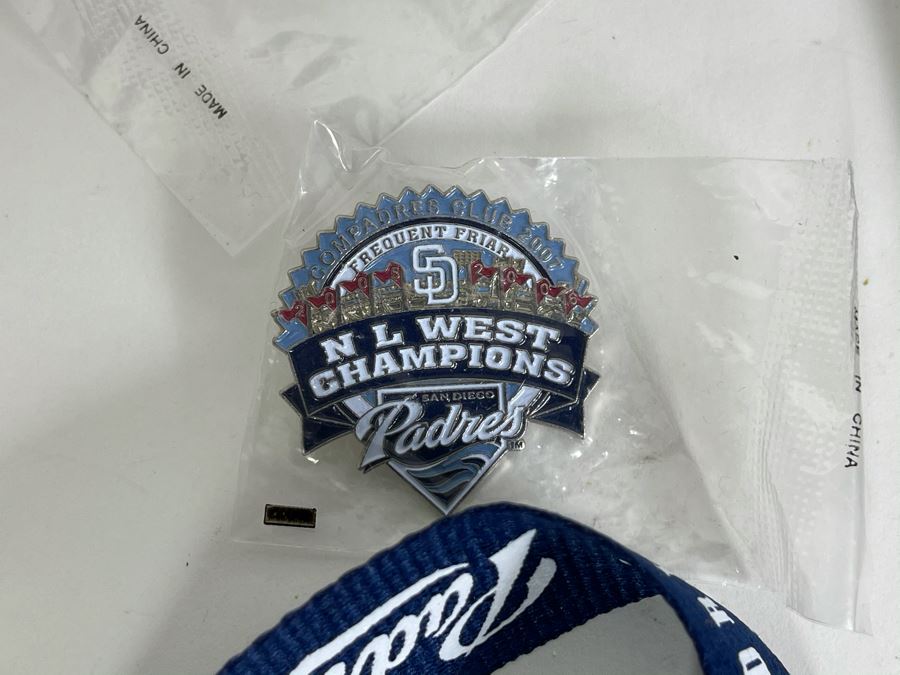Collection Of San Diego Padres Pins [Photo 24]