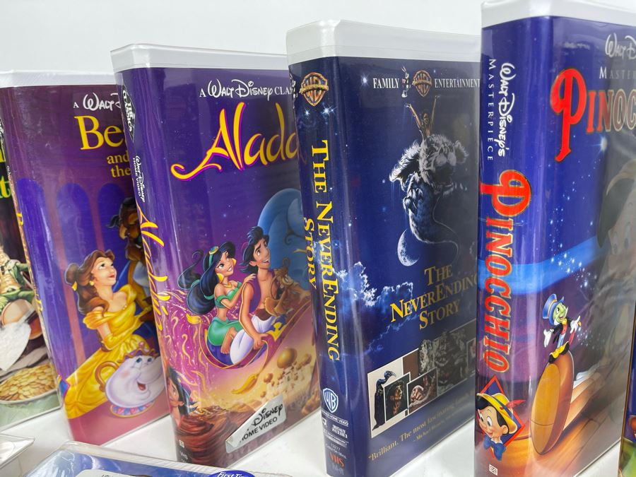 Collection Of Vintage Walt Disney Movies VHS Tapes Some Sealed [Photo 8]