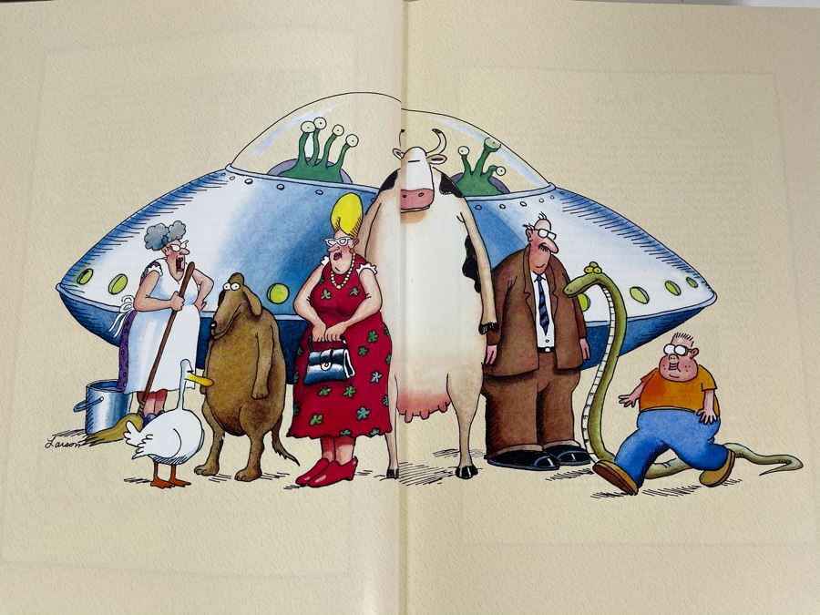 The Complete Far Side Deluxe Two-Volume Set By Gary Larson 10 X 14 Retails $135 [Photo 12]