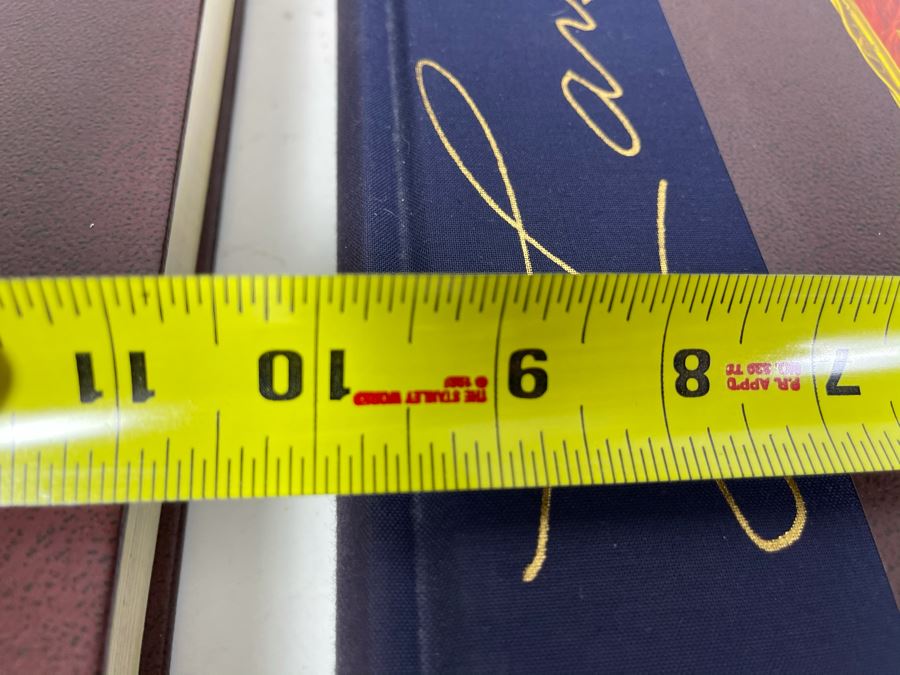 The Complete Far Side Deluxe Two-Volume Set By Gary Larson 10 X 14 Retails $135 [Photo 21]