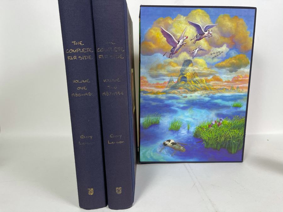 The Complete Far Side Deluxe Two-Volume Set By Gary Larson 10 X 14 Retails $135 [Photo 5]