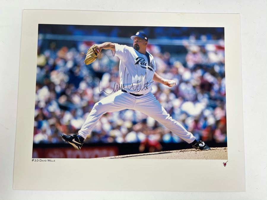 Signed Photograph Of David Wells #33 San Diego Padres Pitcher Autograph 10 X 8 [Photo 2]