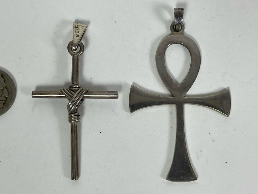 Pair Of Sterling Silver Cross Pendants 22.3g [Photo 2]