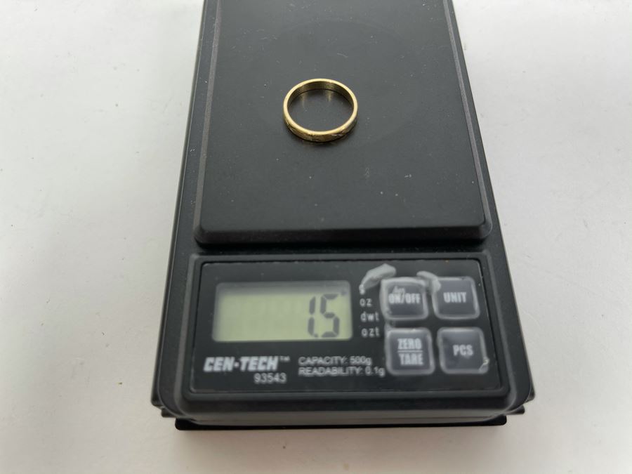 14K Gold Ring Size Coming 1.5g