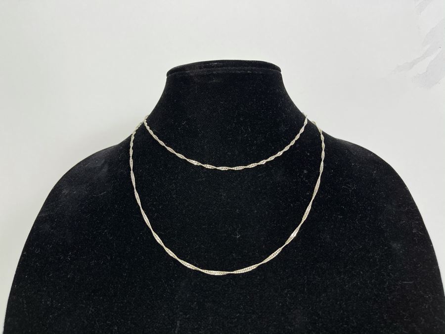 Pair Of Sterling Silver Chain Necklaces 16' And 20' Total Weight 5.3g [Photo 4]