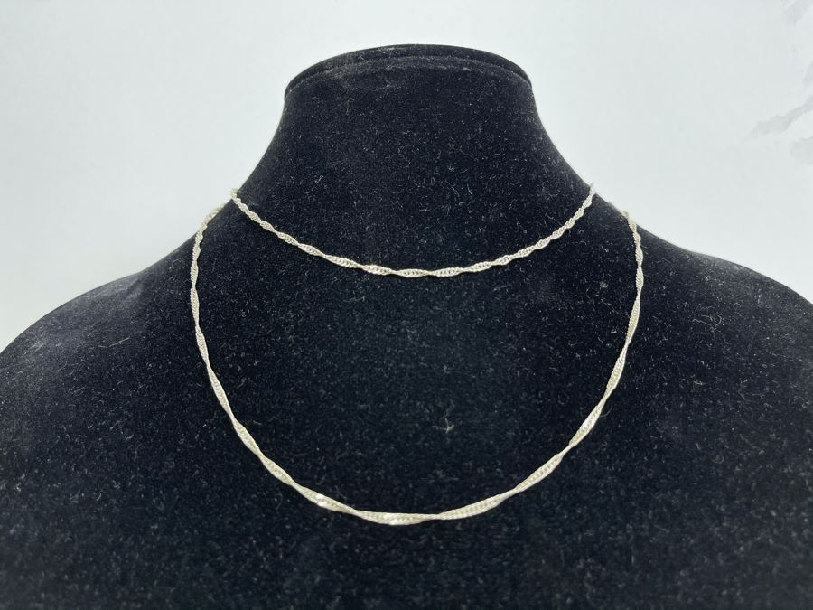 Pair Of Sterling Silver Chain Necklaces 16' And 20' Total Weight 5.3g [Photo 3]