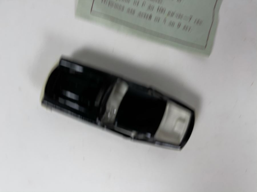 Soviet Union Diecast Car [Photo 8]