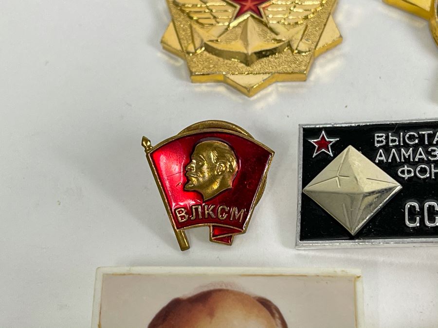 Collection Of Vintage Soviet Union USSR Pins And Military Medals [Photo 9]