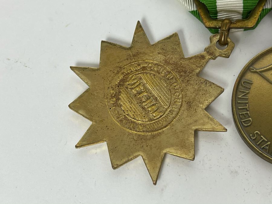 Mid-Century United States Military Vietnam Era Medals [Photo 13]