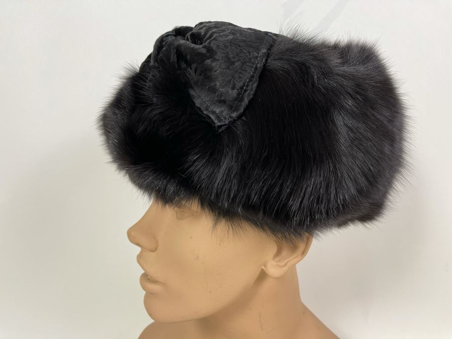 Vintage Russian Fur Hat [Photo 3]