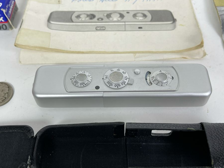 Vintage Minox C Miniature Spy Camera With Film [Photo 3]