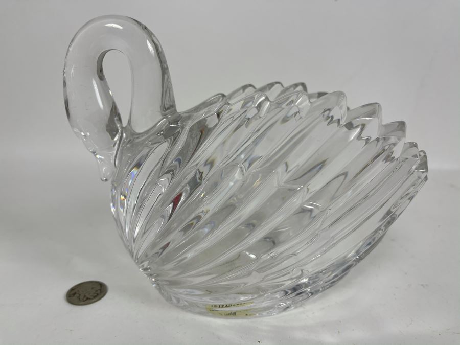 Gloria Vanderbilt Crystal Swan Vase 7W X 5.5H [Photo 4]
