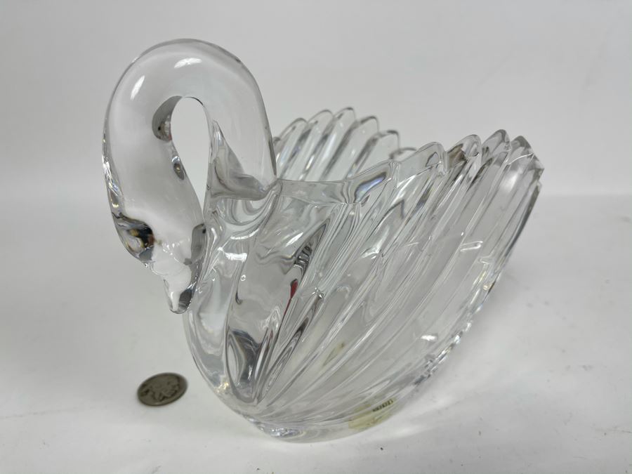 Gloria Vanderbilt Crystal Swan Vase 7W X 5.5H [Photo 2]
