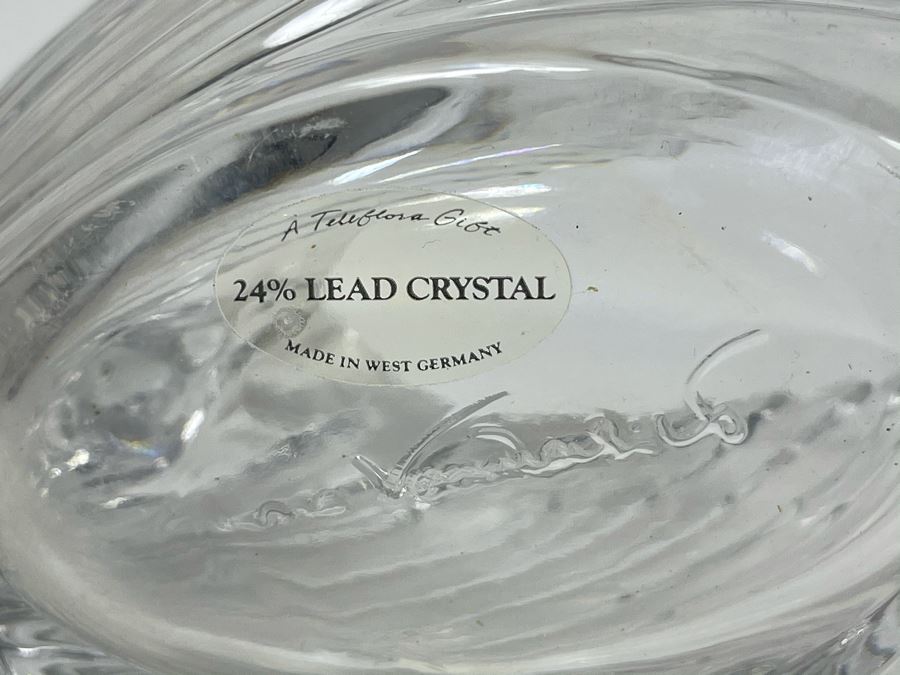 Gloria Vanderbilt Crystal Swan Vase 7W X 5.5H [Photo 10]