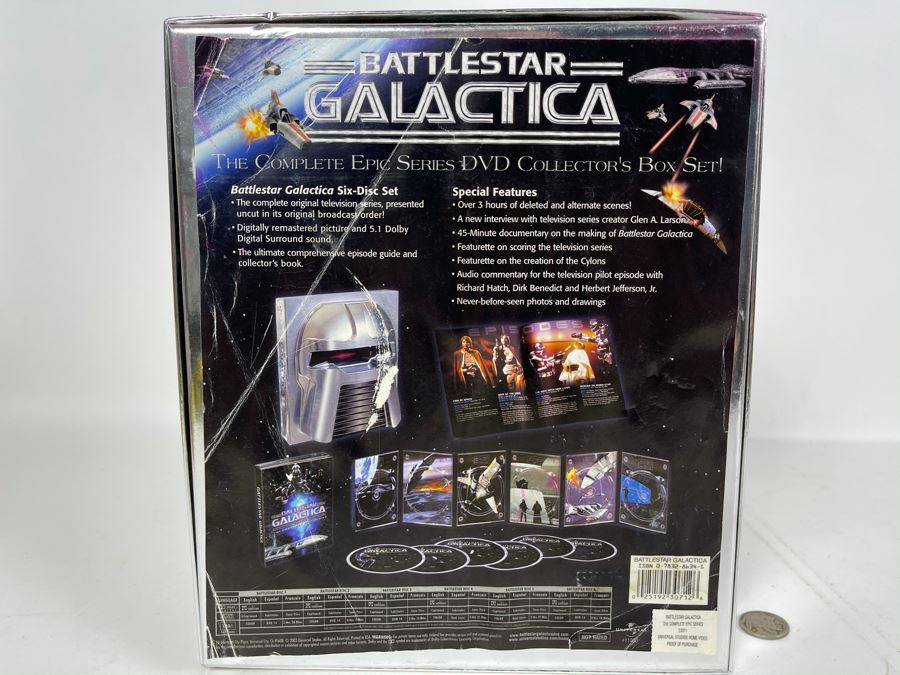 Battlestar Galactica The Complete Epic Series DVDs With Collector's Book [Photo 15]