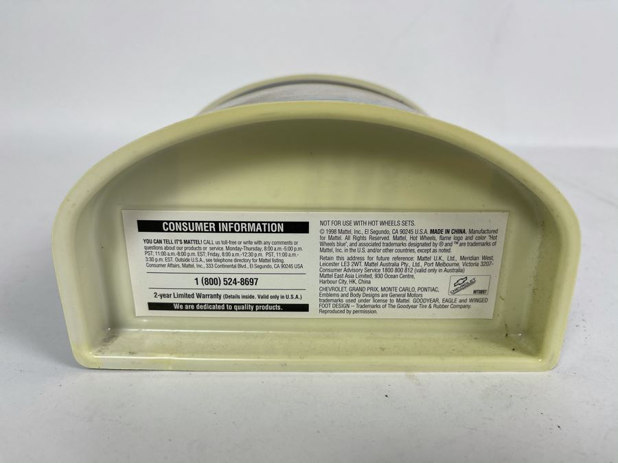 Holiday Hot Wheels Mattel Series IV No. 1 Of 3 Santa's Stocker 1998 [Photo 8]