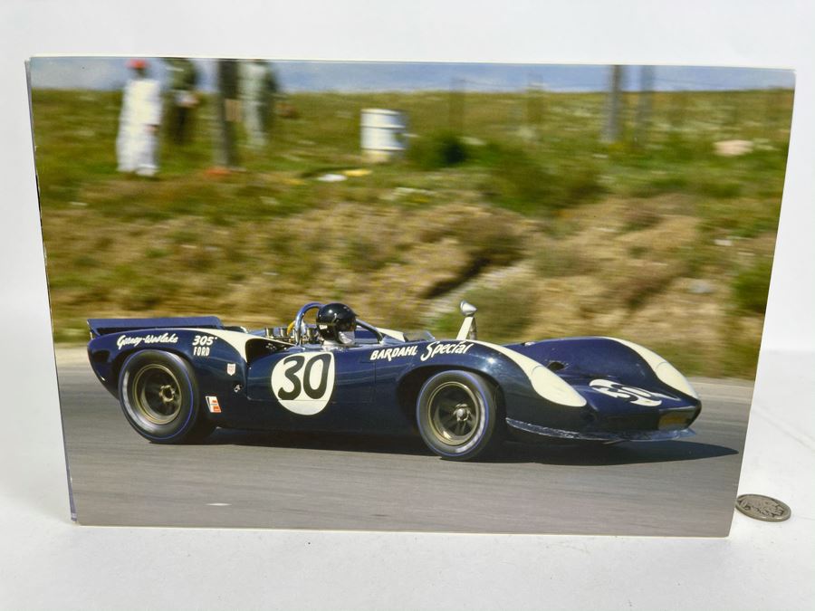 Revell Lola T-70 MK II #30 Dan Gurney Limited Edition Slot Car 2007 [Photo 3]