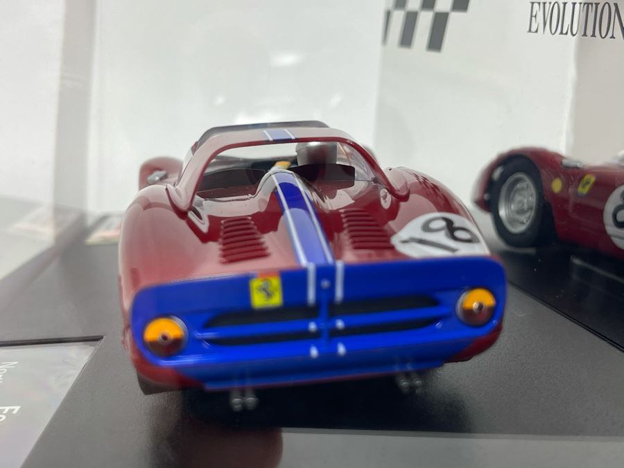 Carrera Evolution Ferrari 365 P2 No. 18 Slot Car [Photo 12]