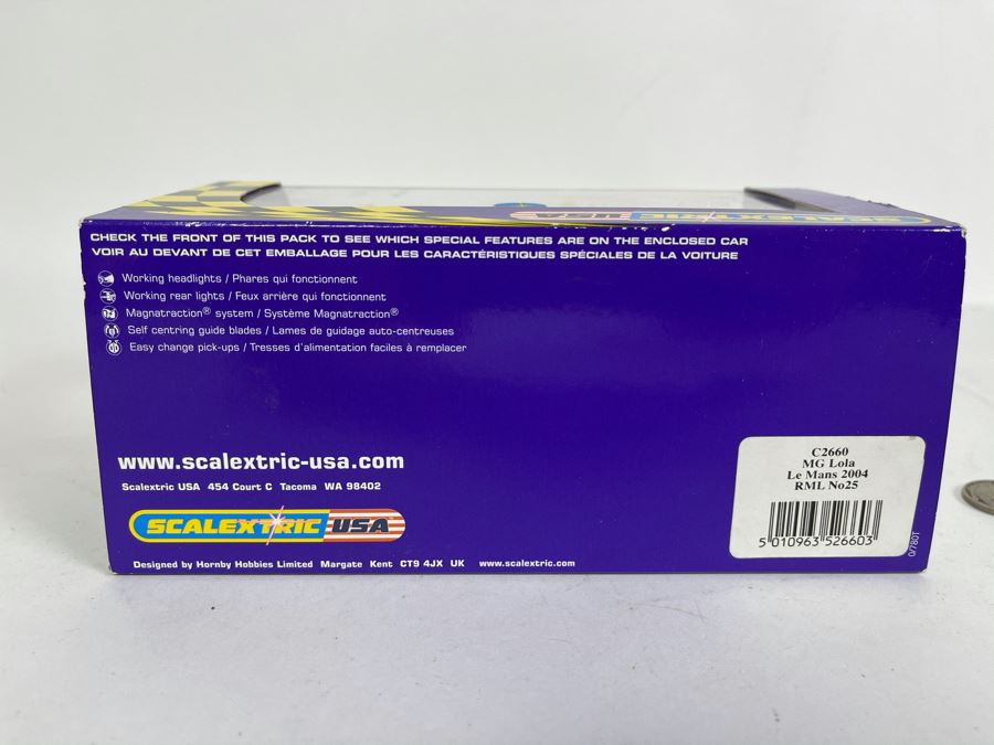 Scalextric MG Lola Le Mans 2004 No. 25 Slot Car [Photo 7]