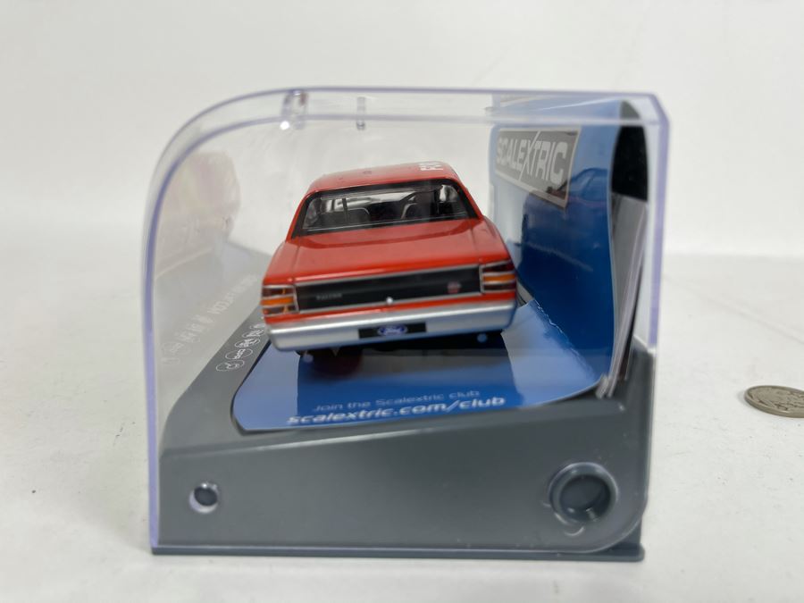Scalextric Ford XW Falcon Allan Moffat No. 64 Slot Car [Photo 7]