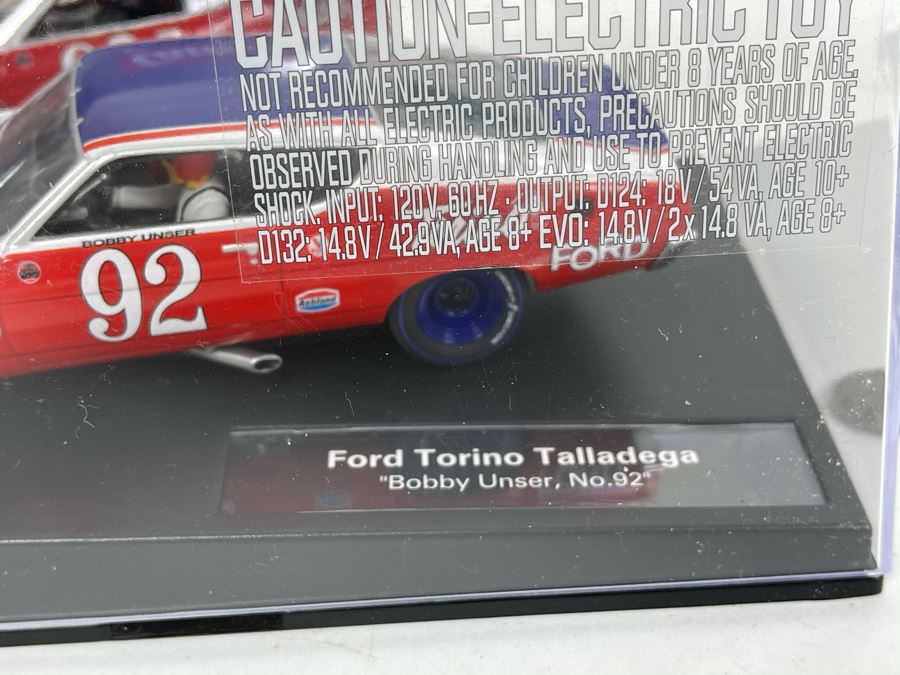 Carrera Ford Torino Talladega Bobby Unser No. 92 Slot Car [Photo 5]