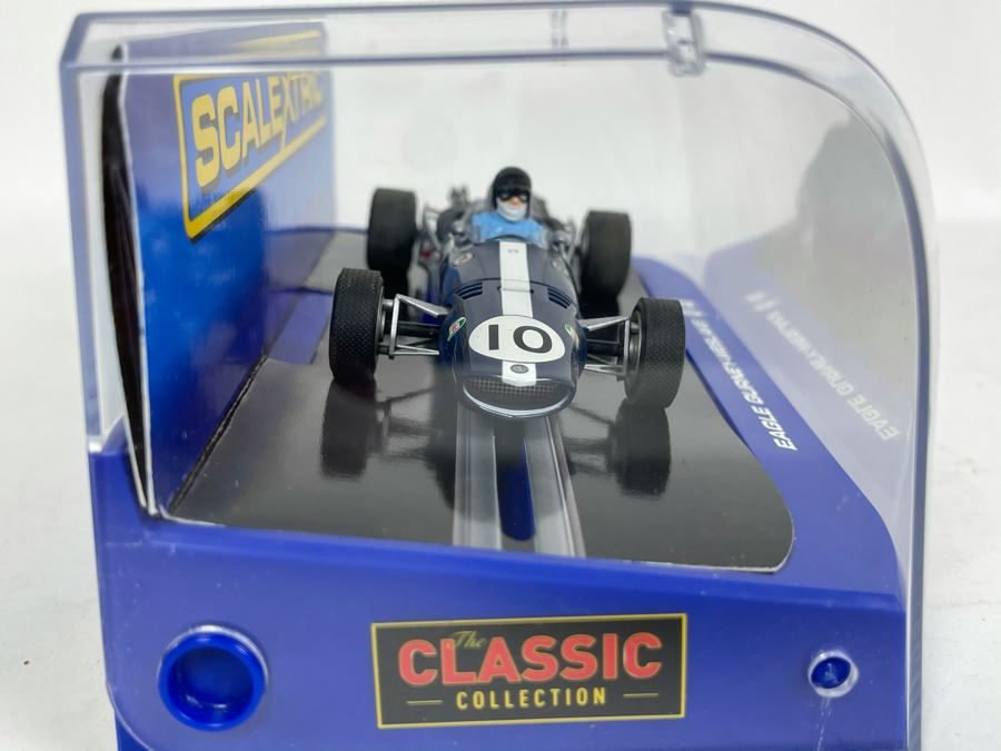 Scalextric Eagle Gurney-Weslake No. 10 Slot Car [Photo 4]