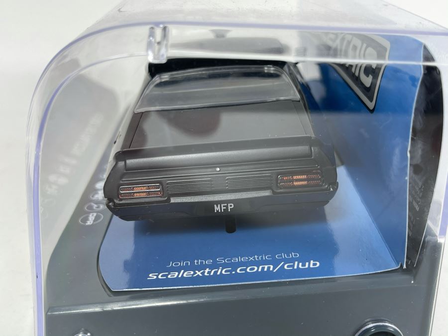Scalextric Ford XB Falcon Slot Car [Photo 8]
