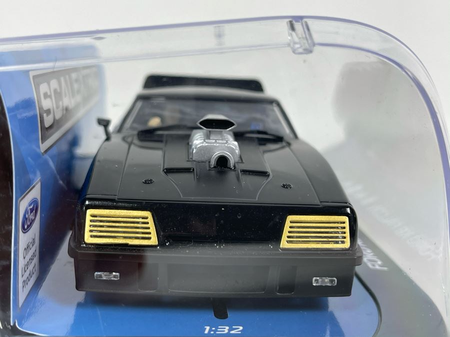 Scalextric Ford XB Falcon Slot Car [Photo 6]