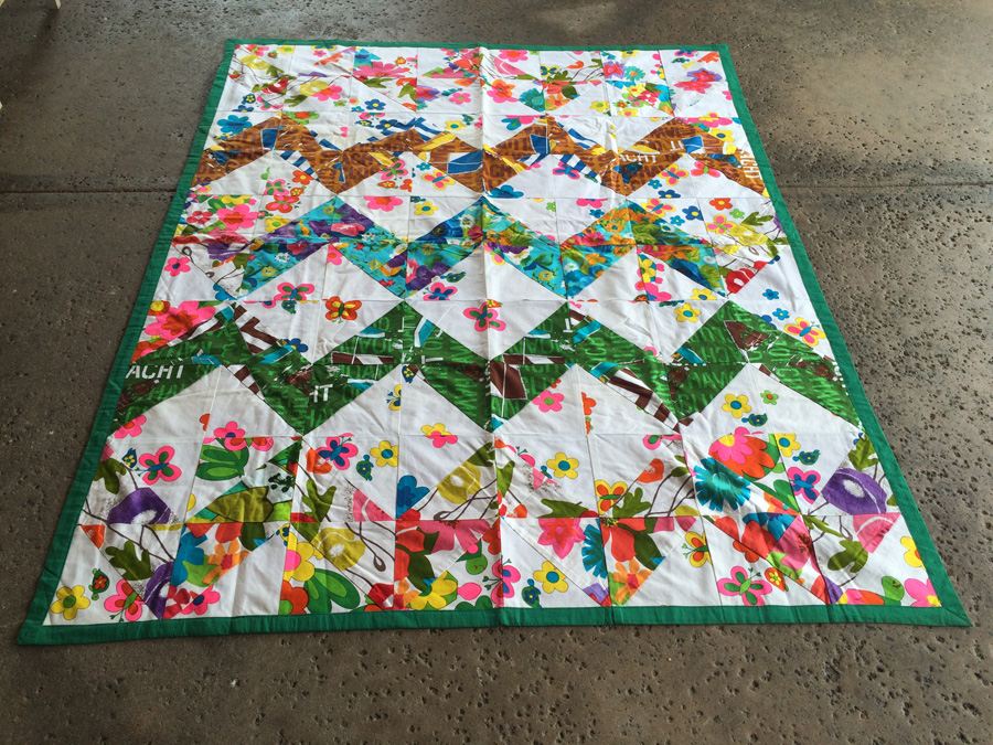 Vintage Hawaiian Quilt [Photo 6]