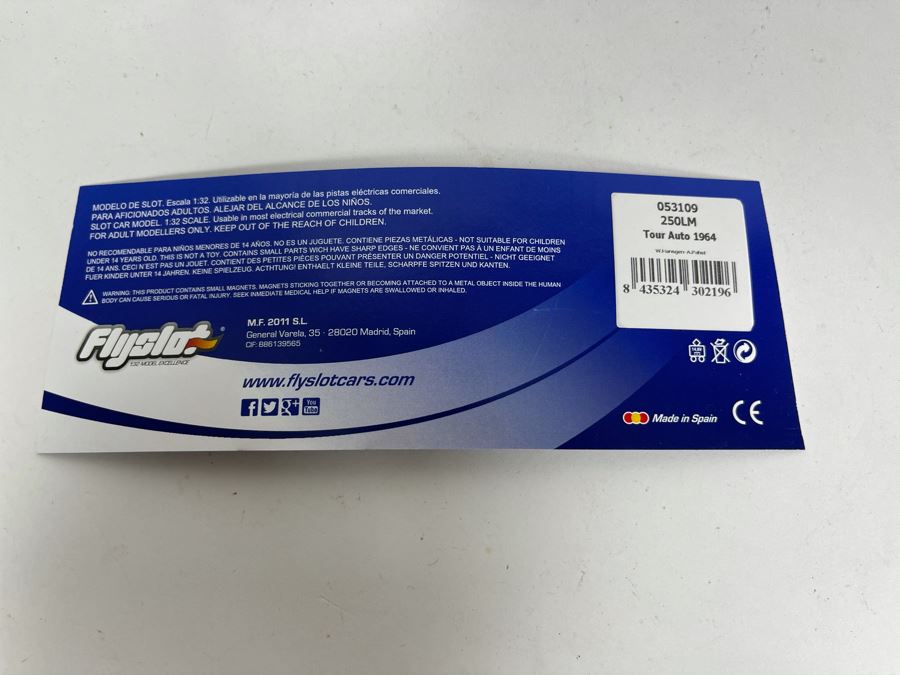 Flyslot 205 LM Road America 500 1964 Walt Hansgen - Augie Pabst No. 2 Slot Car [Photo 8]