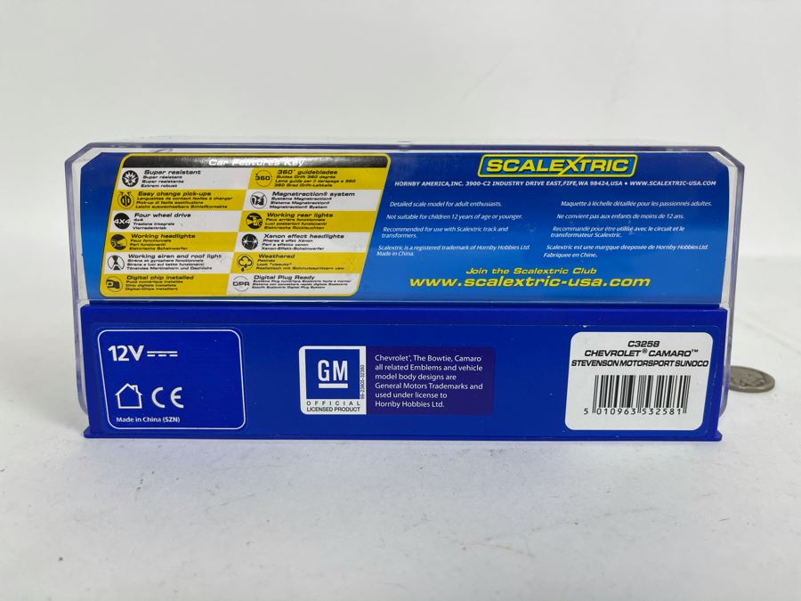 Scalextric Chevrolet Camaro No. 6 Slot Car [Photo 5]