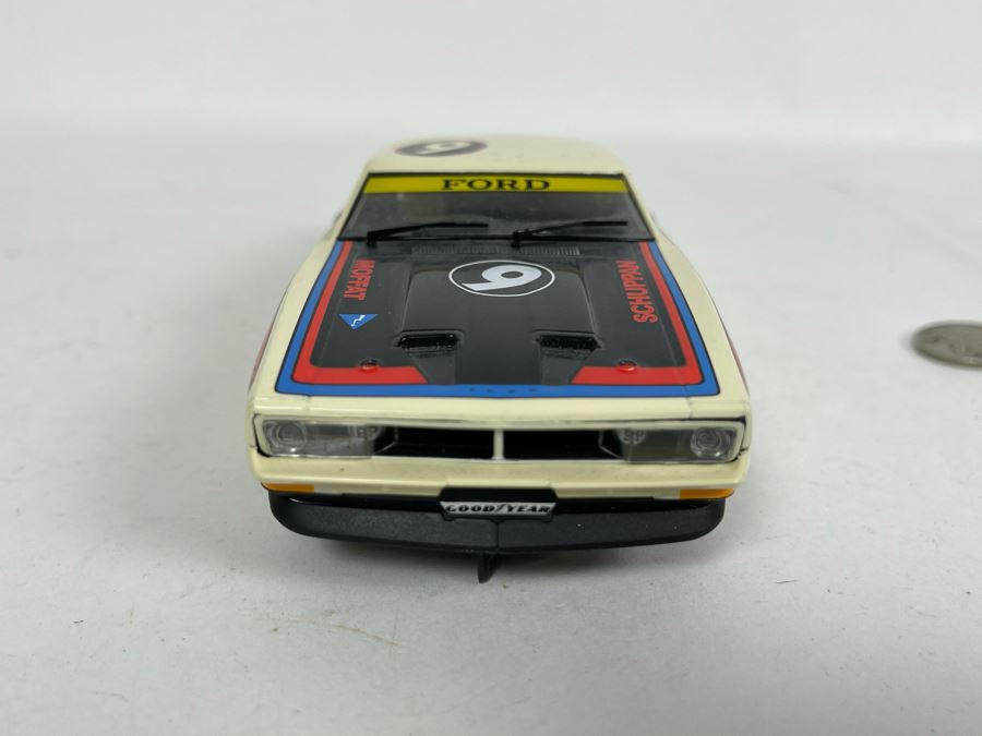 Scalextric Hornby Ford Falcon XB No. 9 Slot Car [Photo 3]