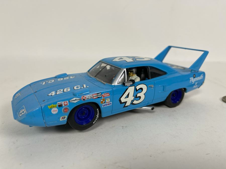 Carrera Richard Petty No. 43 Plymouth Slot Car