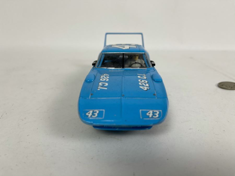 Carrera Richard Petty No. 43 Plymouth Slot Car [Photo 5]