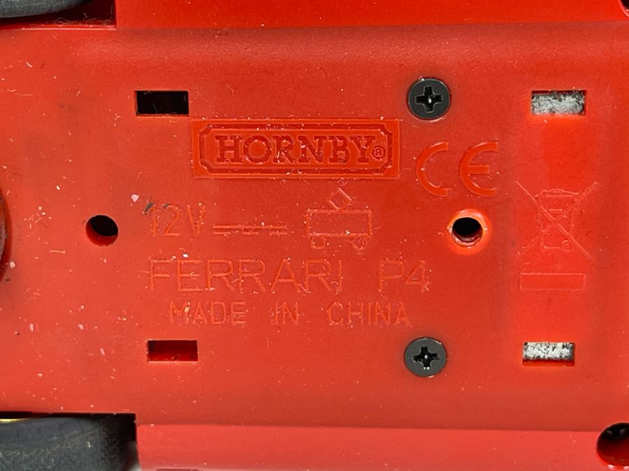 Scalextric Hornby Ferrari P4 No. 21 Slot Car [Photo 8]