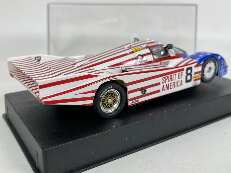 Slot.it Porsche 956C No. 8 Slot Car [Photo 7]