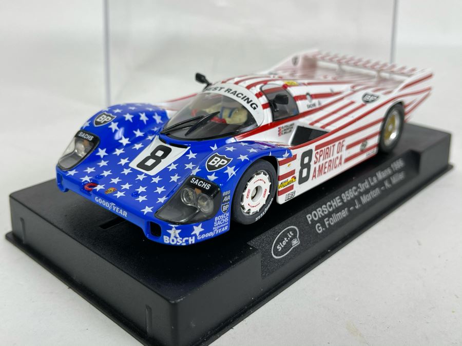 Slot.it Porsche 956C No. 8 Slot Car [Photo 4]