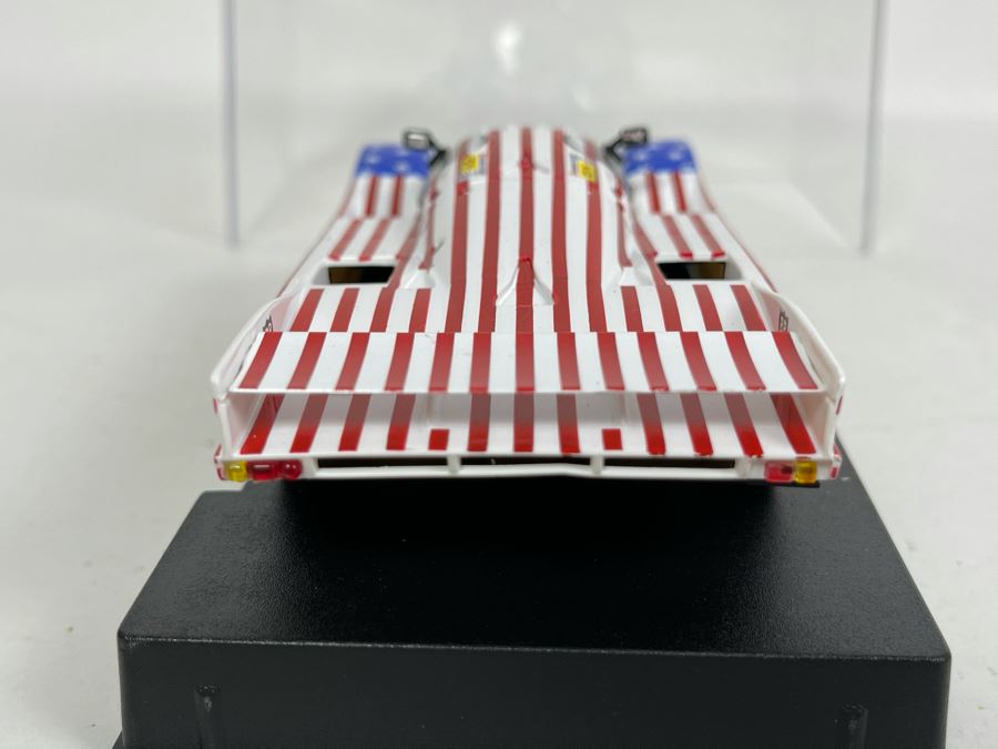 Slot.it Porsche 956C No. 8 Slot Car [Photo 8]