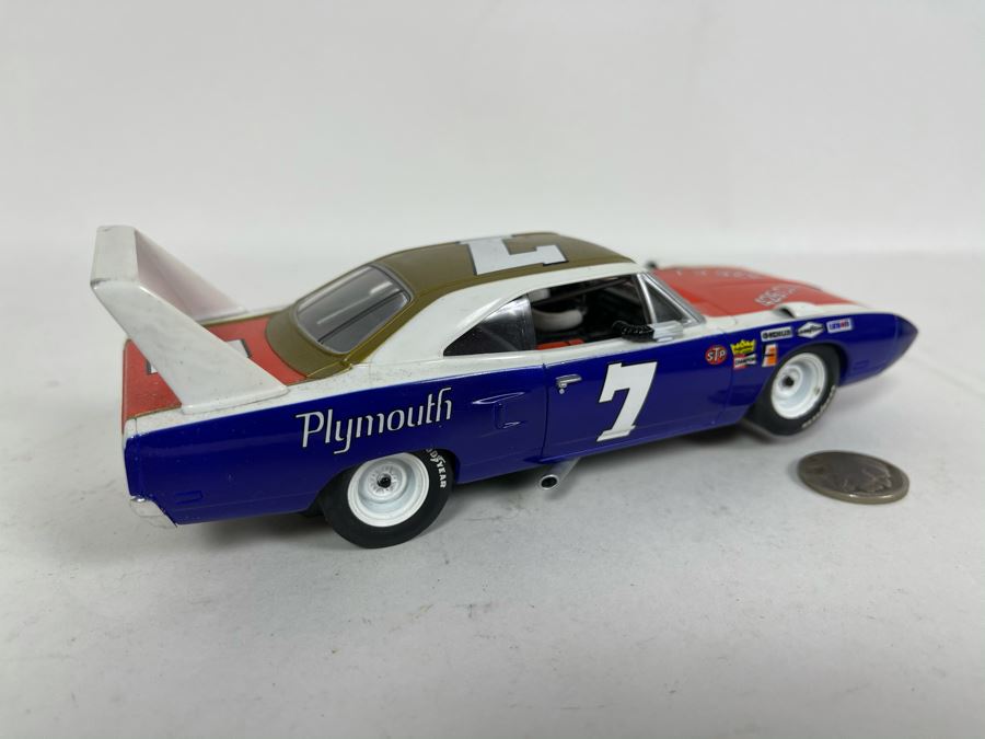 Carrera Evolution Plymouth Superbird No. 7 Slot Car